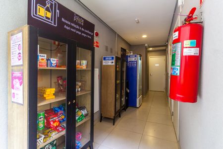 Apartamento para alugar com 33m², 1 quarto e sem vaga Apartamento para alugar com 33m², 1 quarto e sem vagaÁrea comum - Mercadinho