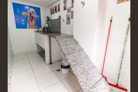 Apartamento para alugar com 59m², 2 quartos e 1 vaga Apartamento para alugar com 59m², 2 quartos e 1 vagaÁrea comum - Pet Care