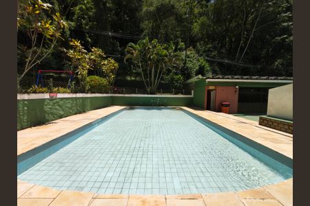 Casa de condomínio para alugar com 120m², 3 quartos e 3 vagasPiscina