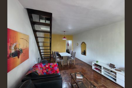 Casa de condomínio para alugar com 120m², 3 quartos e 3 vagasSala