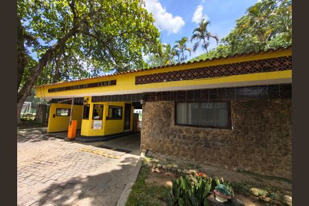 Casa de condomínio para alugar com 120m², 3 quartos e 3 vagasFachada Portaria