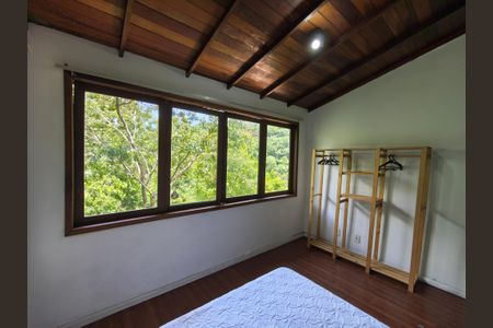 Casa de condomínio para alugar com 120m², 3 quartos e 3 vagasQuarto 1