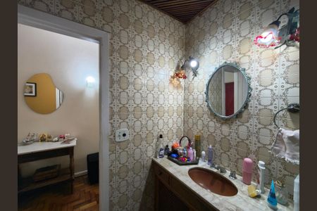 Casa de condomínio para alugar com 120m², 3 quartos e 3 vagasBanheiro Social