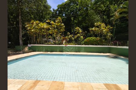 Casa de condomínio para alugar com 120m², 3 quartos e 3 vagasPiscina