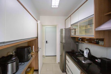 Apartamento à venda com 105m², 3 quartos e 2 vagasCozinha