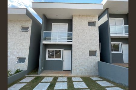 Casa de condomínio para alugar com 90m², 3 quartos e 2 vagasFachada