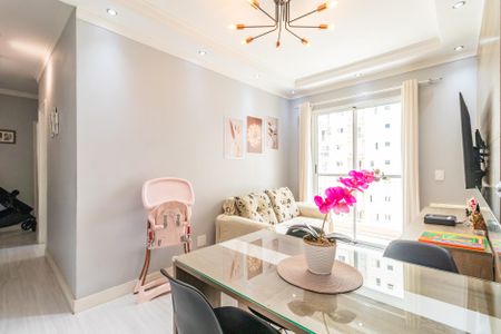 Apartamento à venda com 2 quartos, 58m² em Jardim Tupanci, Barueri