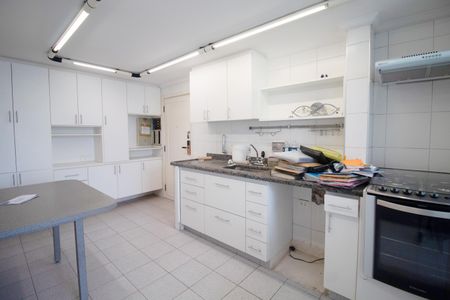 Apartamento à venda com 154m², 3 quartos e 1 vaga