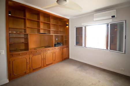 Apartamento à venda com 154m², 3 quartos e 1 vaga