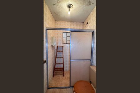 Casa à venda com 200m², 2 quartos e 4 vagasBanheiro da Suíte