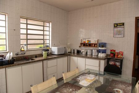 Casa à venda com 200m², 2 quartos e 4 vagasCozinha