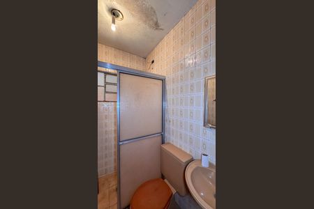 Casa à venda com 200m², 2 quartos e 4 vagasBanheiro da Suíte