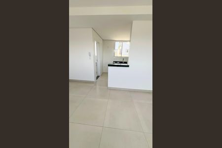 Apartamento à venda com 3 quartos, 73m² em Padre Eustáquio, Belo Horizonte