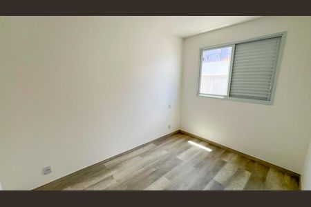 Apartamento à venda com 3 quartos, 157m² em Padre Eustáquio, Belo Horizonte