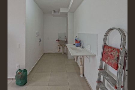 Apartamento para alugar com 34m², 2 quartos e sem vaga
