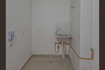 Apartamento para alugar com 34m², 2 quartos e sem vaga
