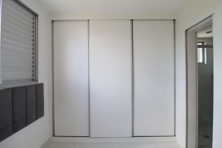 Apartamento para alugar com 54m², 2 quartos e 1 vagaSuite
