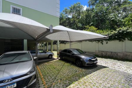 Apartamento para alugar com 54m², 2 quartos e 1 vaga Apartamento para alugar com 54m², 2 quartos e 1 vagaGaragem