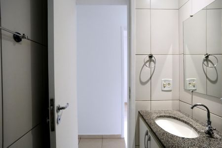 Apartamento à venda com 64m², 3 quartos e 2 vagasBanheiro
