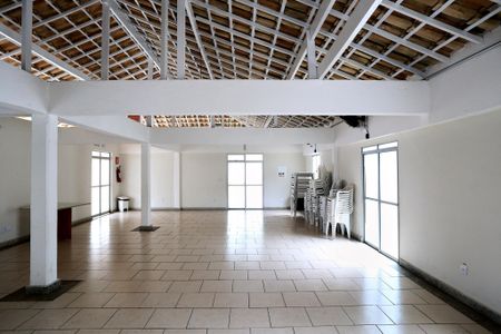 Apartamento à venda com 64m², 3 quartos e 2 vagasÁrea comum - Salão de festas