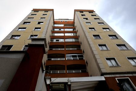 Apartamento à venda com 64m², 3 quartos e 2 vagasFachada