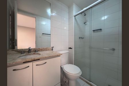 Apartamento à venda com 93m², 2 quartos e 2 vagasSuíte - Banheiro