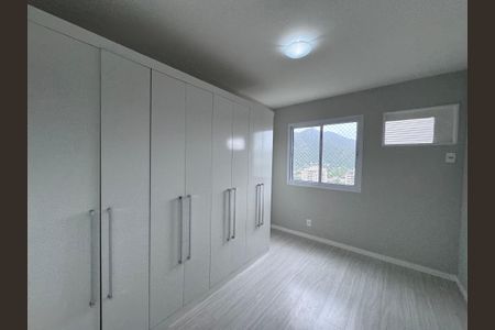 Apartamento à venda com 93m², 2 quartos e 2 vagasQuarto 2