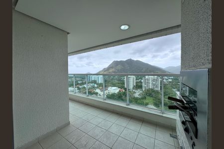 Apartamento à venda com 93m², 2 quartos e 2 vagasVaranda