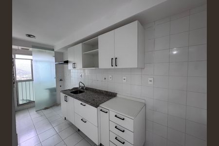 Apartamento à venda com 93m², 2 quartos e 2 vagasCozinha e Área de Serviço