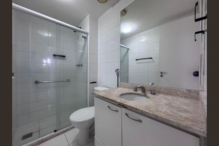 Apartamento à venda com 93m², 2 quartos e 2 vagasBanheiro Social