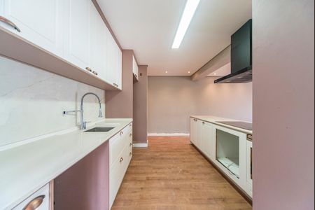 Apartamento à venda com 84m², 2 quartos e 2 vagasCozinha 