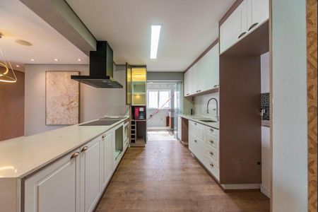 Apartamento à venda com 84m², 2 quartos e 2 vagasCozinha 