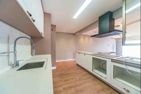 Apartamento à venda com 84m², 2 quartos e 2 vagasCozinha 