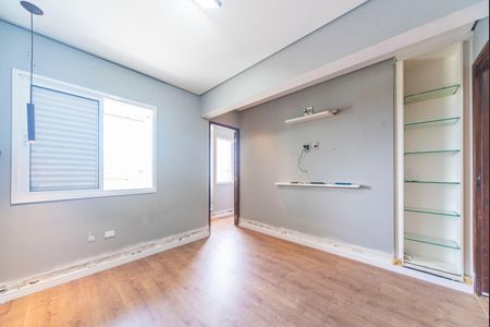 Apartamento à venda com 84m², 2 quartos e 2 vagasQuarto 2