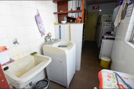 Apartamento à venda com 60m², 2 quartos e 1 vagaÁrea de Serviço