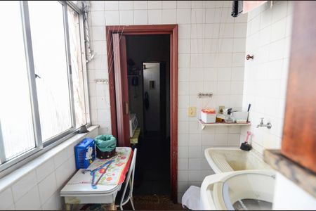 Apartamento à venda com 60m², 2 quartos e 1 vagaÁrea de Serviço