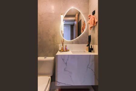 Apartamento à venda com 165m², 3 quartos e 3 vagas Apartamento à venda com 165m², 3 quartos e 3 vagasLavabo