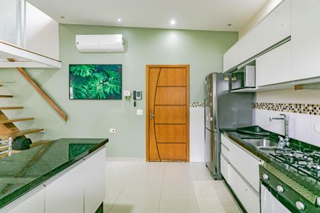 Cozinha de casa para alugar com 2 quartos, 150m² em Vila Vera, São Paulo