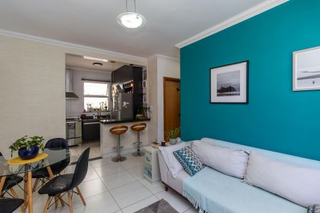 Sala de apartamento à venda com 2 quartos, 106m² em Heliópolis, Belo Horizonte