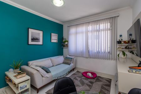 Sala de apartamento à venda com 2 quartos, 106m² em Heliópolis, Belo Horizonte
