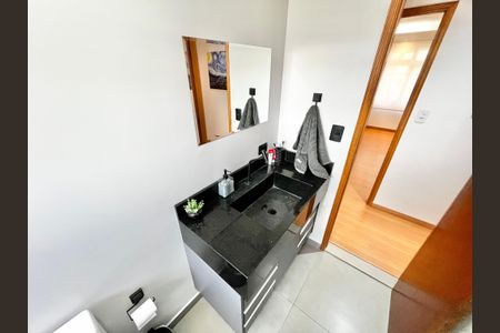 Apartamento à venda com 82m², 2 quartos e 1 vagaBanheiro