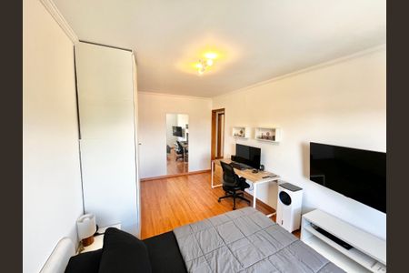 Apartamento à venda com 82m², 2 quartos e 1 vagaQuarto 2
