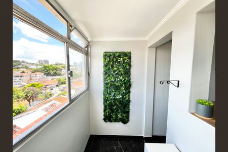 Apartamento à venda com 82m², 2 quartos e 1 vagaÁrea de Serviço
