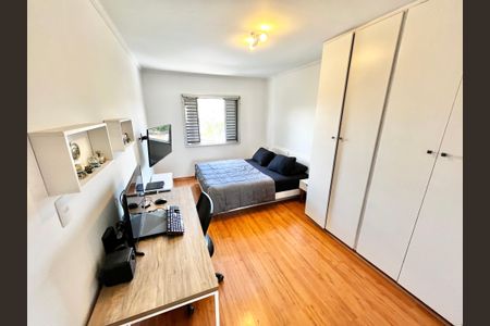 Apartamento à venda com 82m², 2 quartos e 1 vagaQuarto 2