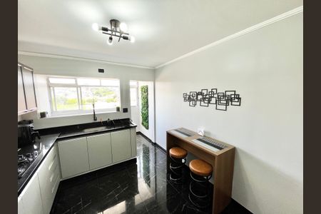 Apartamento à venda com 82m², 2 quartos e 1 vagaCozinha