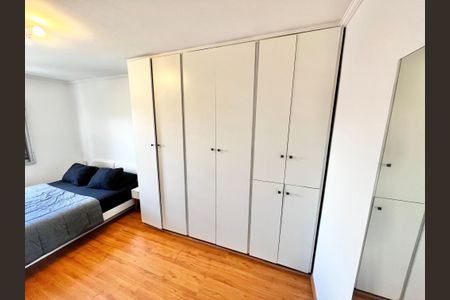 Apartamento à venda com 82m², 2 quartos e 1 vagaQuarto 2