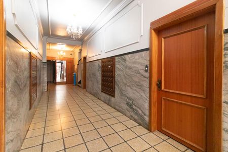 Apartamento para alugar com 178m², 1 quarto e sem vagaHall social