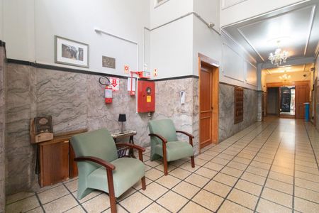 Apartamento para alugar com 178m², 1 quarto e sem vagaHall social