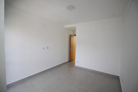 Casa à venda com 80m², 2 quartos e 2 vagasSuíte