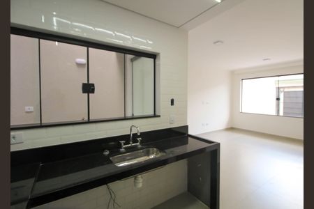 Casa à venda com 70m², 2 quartos e 2 vagasCozinha